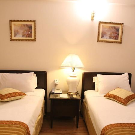 Carlton Tower Hotel Lahore Exterior photo