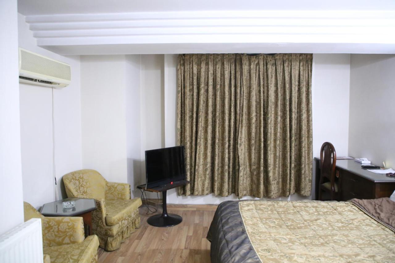 Carlton Tower Hotel Lahore Exterior photo
