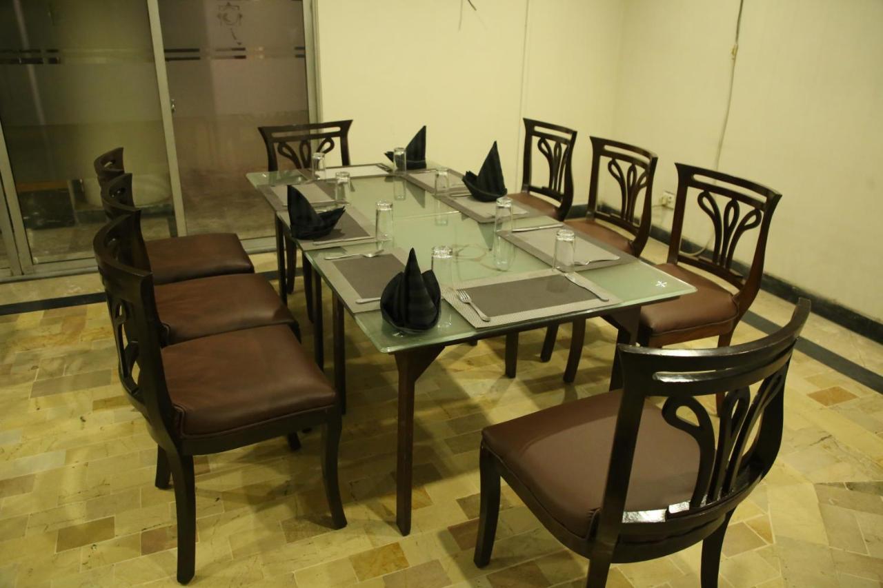 Carlton Tower Hotel Lahore Exterior photo