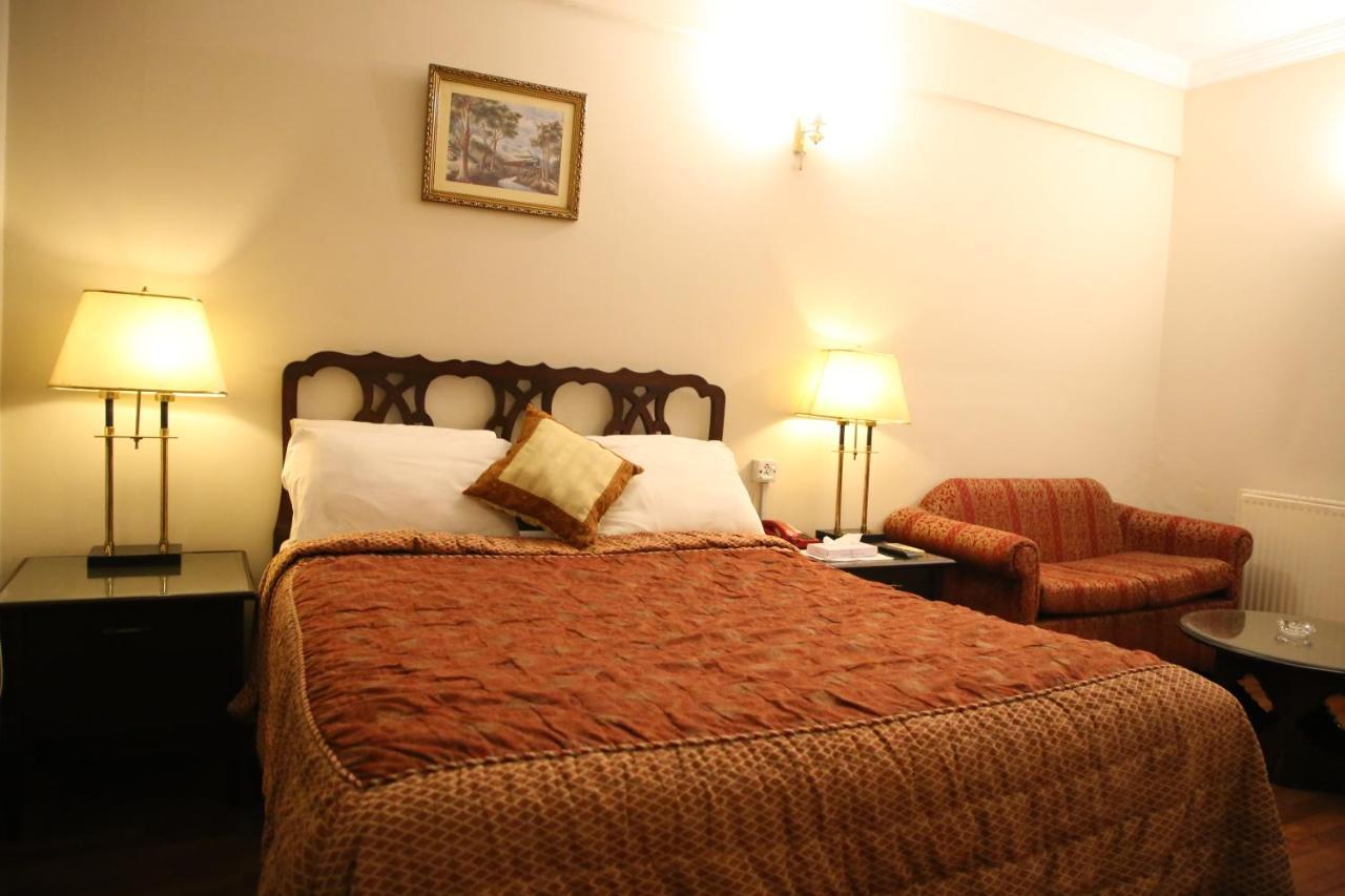 Carlton Tower Hotel Lahore Exterior photo
