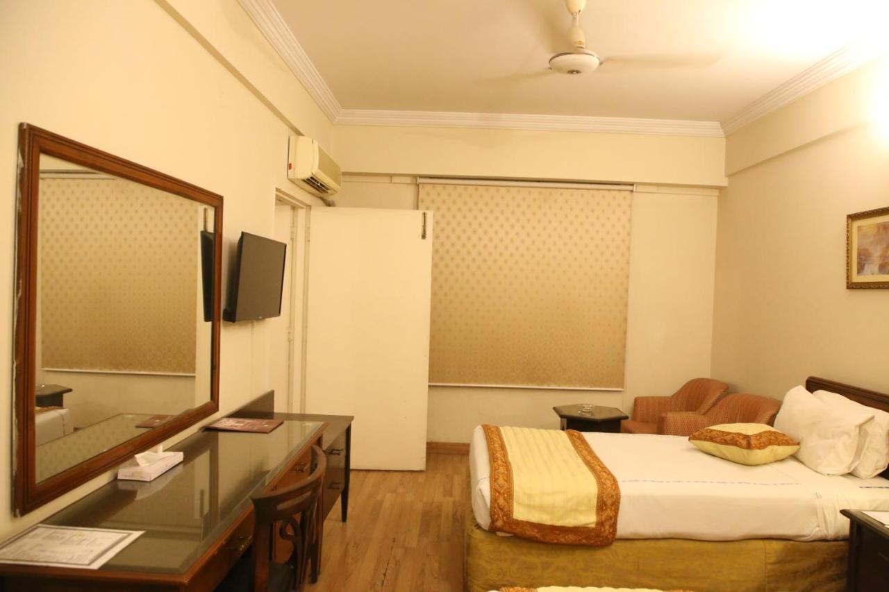Carlton Tower Hotel Lahore Exterior photo