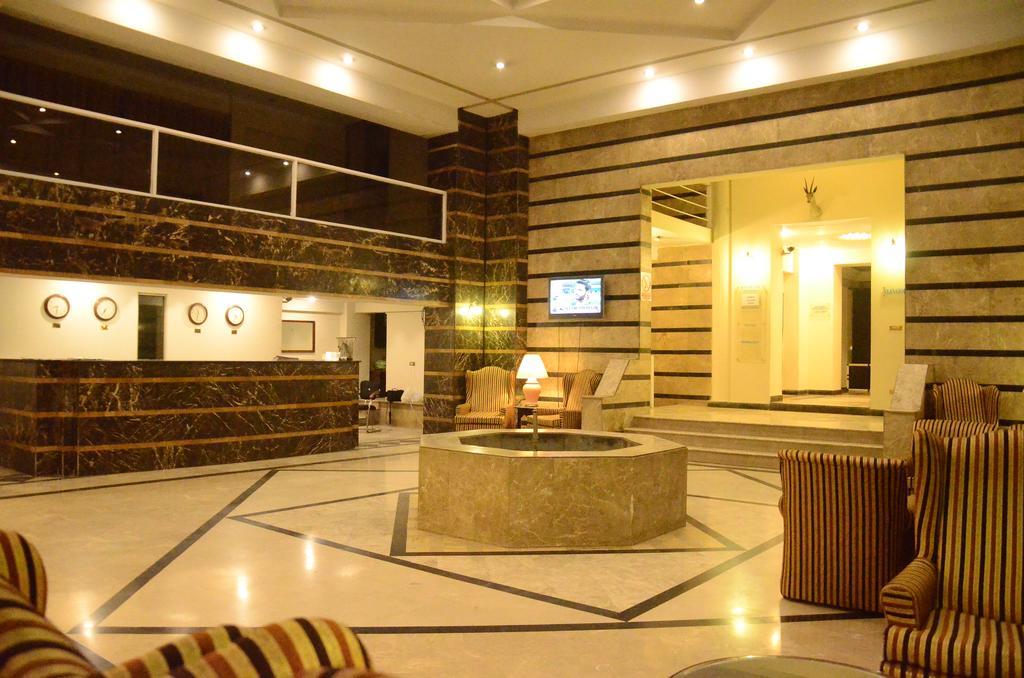 Carlton Tower Hotel Lahore Exterior photo
