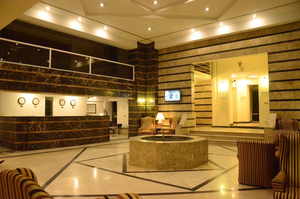 Carlton Tower Hotel Lahore Exterior photo