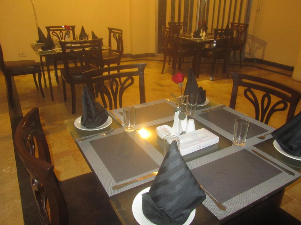 Carlton Tower Hotel Lahore Exterior photo